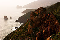 Sardinia Klipper I Tåke